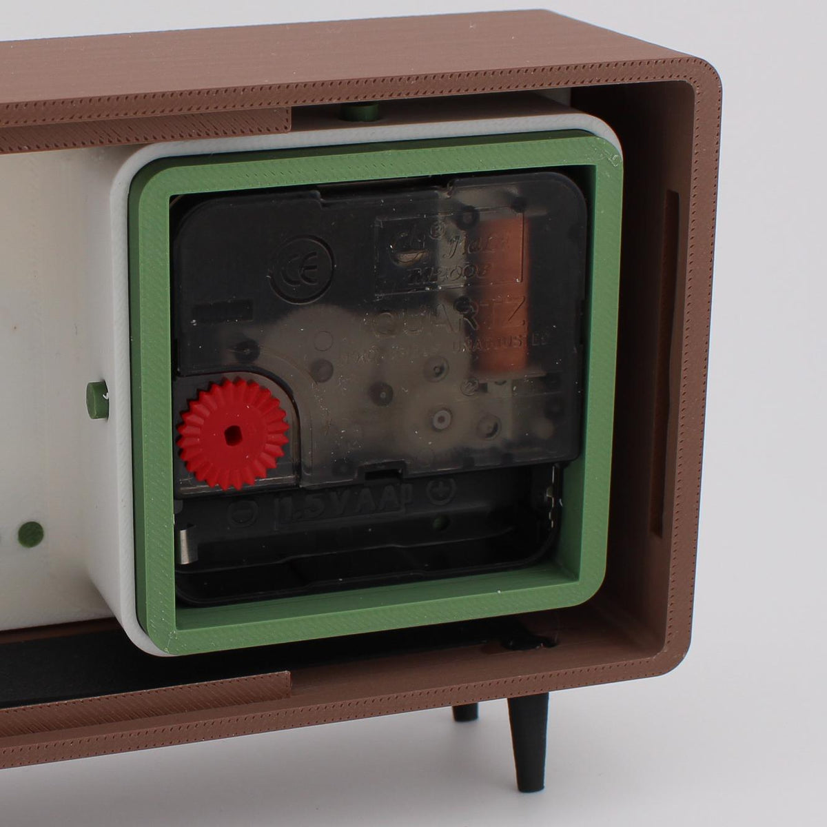 Alaskan Tribute Clock - Desk and Tabletop