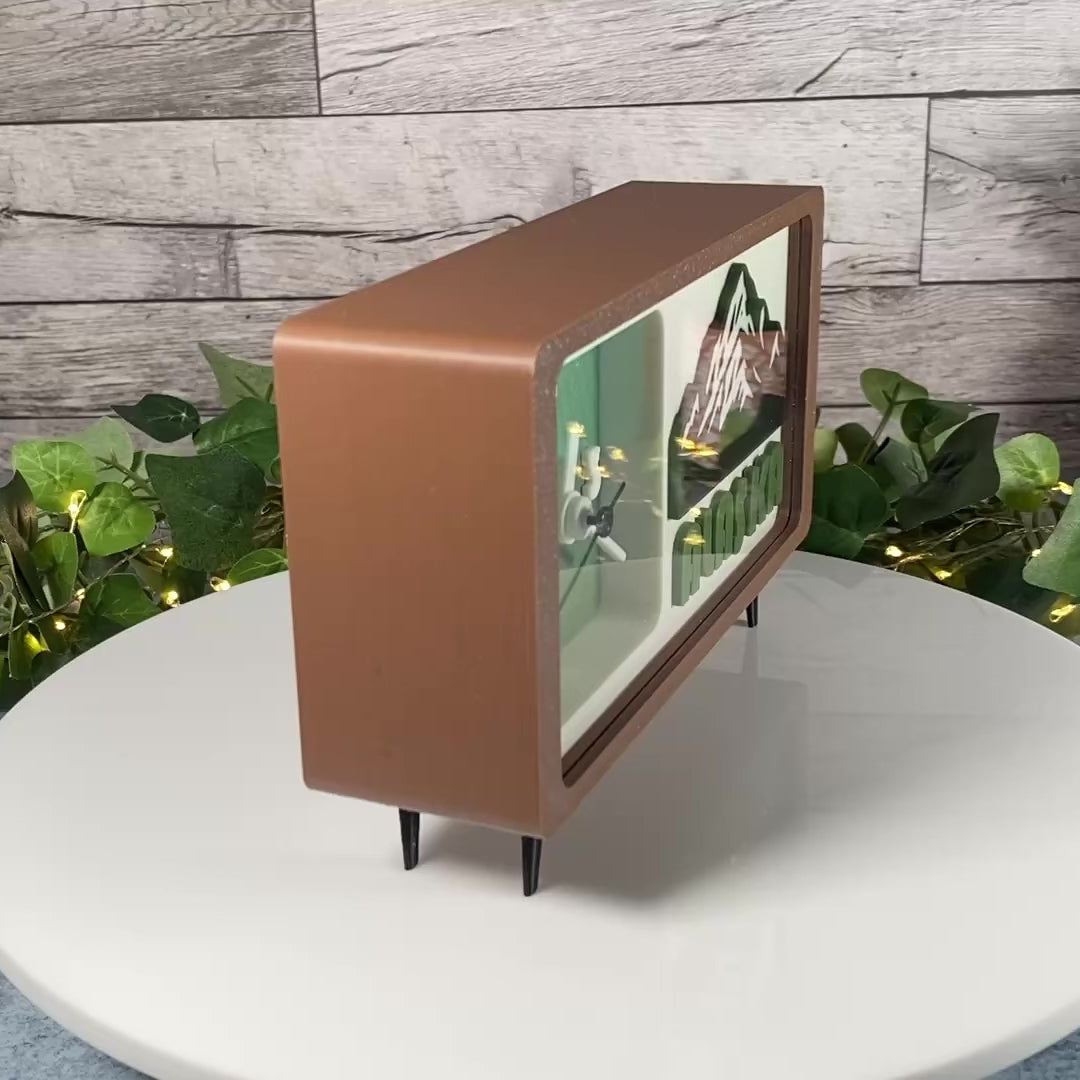 Alaskan Tribute Clock - Desk and Tabletop